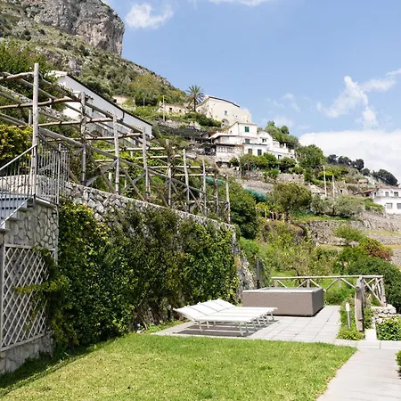 Alba - Coast Villa *